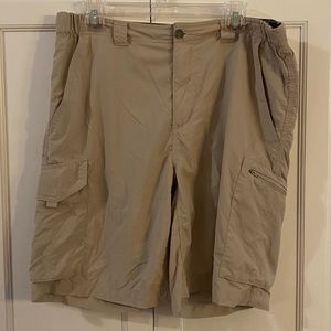 Mens 36W 10L Columbia Omni-Shade Sun Protection Shorts